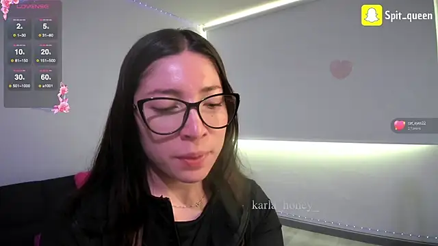 Spit queen online show from October 2025 06:50:01 PM