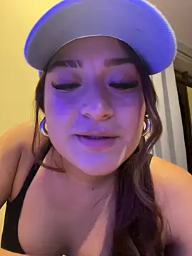 LuceroRm online show from June 2026 03:50:02 AM