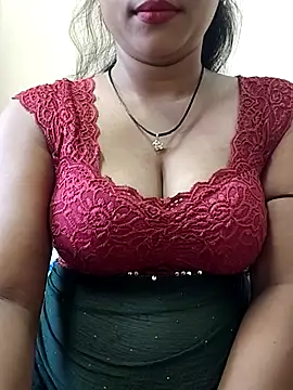Snapshot of ANGE-MOU chatting on June 2026 02:35:02 AM ANGE-MOU online show from June 2026 02:35:02 AM