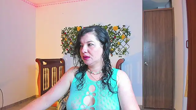 yuya ss online show from February 2026 02:25:01 PM