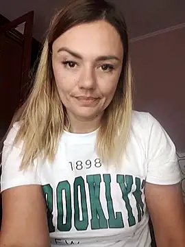 KrissSexi online show from October 2025 11:08:02 AM