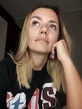 KrissSexi online show from October 2025 02:58:02 PM