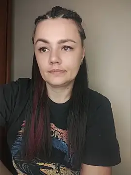 KrissSexi online show from May 2026 04:45:02 PM