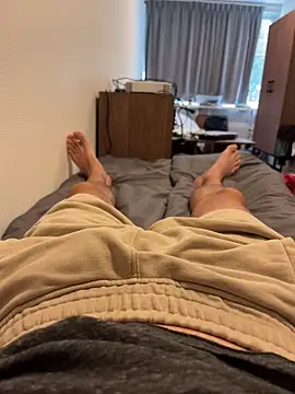 Snapshot of mihaixxx1 chatting on September 2025 01:34:01 PM mihaixxx1 online show from September 2025 01:34:01 PM