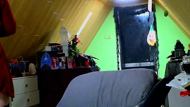 xNaughtyNatali online show from January 2026 12:37:01 AM