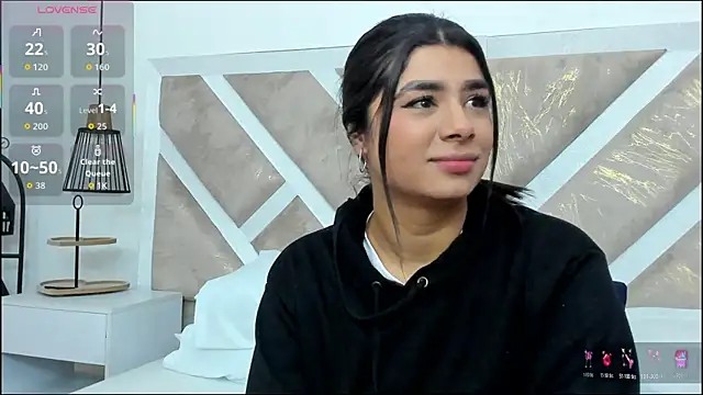 ZiaCalifa online show from January 2026 11:02:02 AM