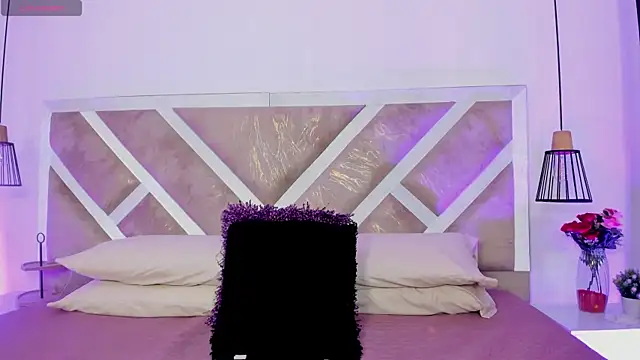 ZiaCalifa online show from April 2026 11:14:02 AM