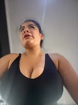 Snapshot of Insane_Issa chatting on January 2025 02:57:01 PM Insane Issa online show from January 2025 02:57:01 PM