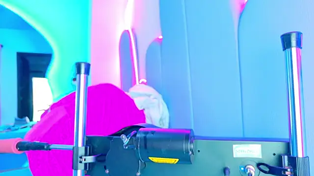 NathaxaLeans online show from April 2026 12:32:01 PM