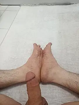 Hardapple01 online show from March 2025 11:05:01 PM