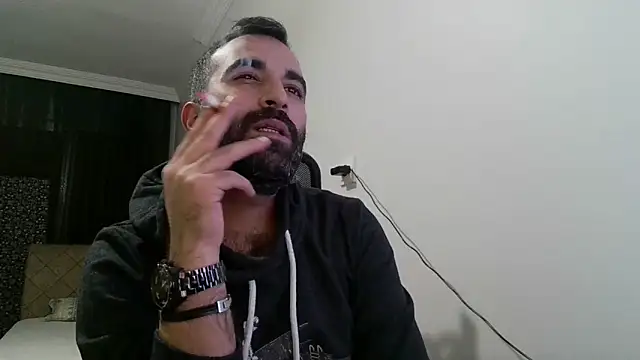 Snapshot of tgltplsr chatting on December 2024 11:07:01 PM tgltplsr online show from December 2024 11:07:01 PM