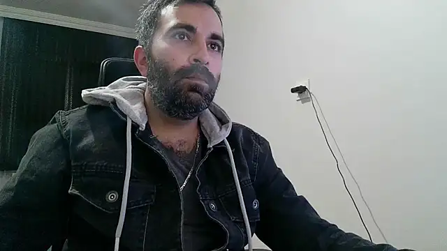 Snapshot of tgltplsr chatting on January 2025 10:50:02 PM tgltplsr online show from January 2025 10:50:02 PM