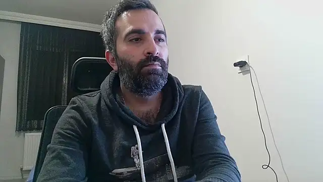 Snapshot of tgltplsr chatting on January 2025 01:32:01 AM tgltplsr online show from January 2025 01:32:01 AM