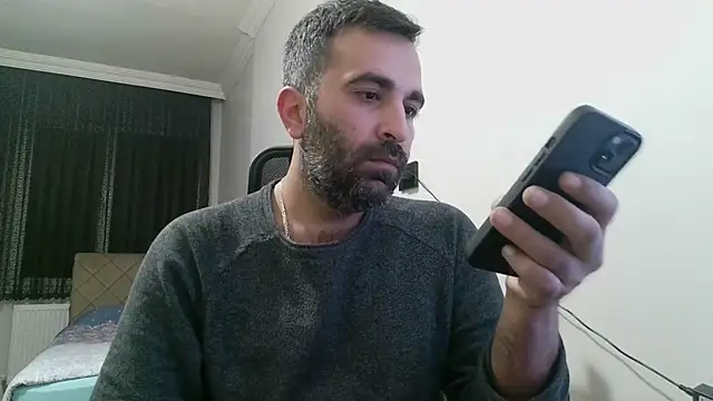 Snapshot of tgltplsr chatting on January 2025 01:43:02 AM tgltplsr online show from January 2025 01:43:02 AM