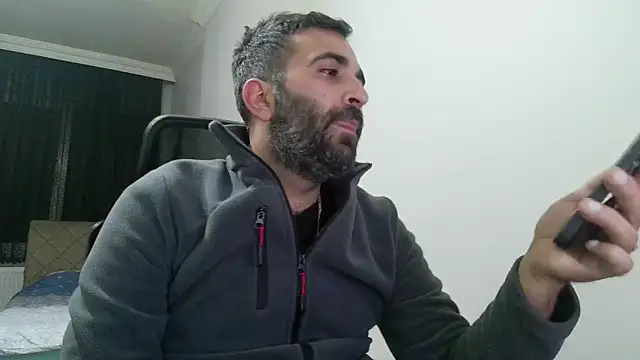 Snapshot of tgltplsr chatting on January 2025 03:00:02 AM tgltplsr online show from January 2025 03:00:02 AM