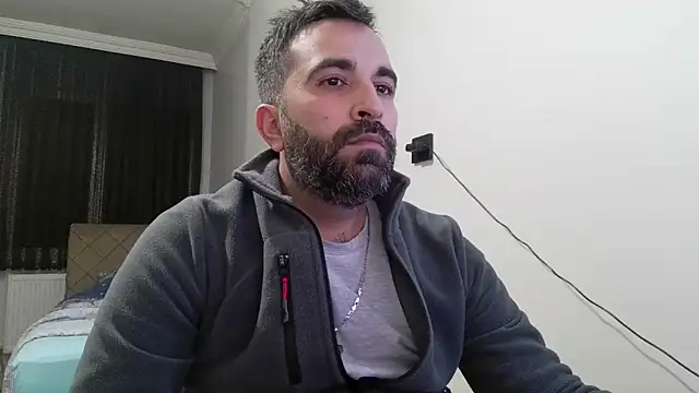 Snapshot of tgltplsr chatting on February 2025 10:09:01 PM tgltplsr online show from February 2025 10:09:01 PM