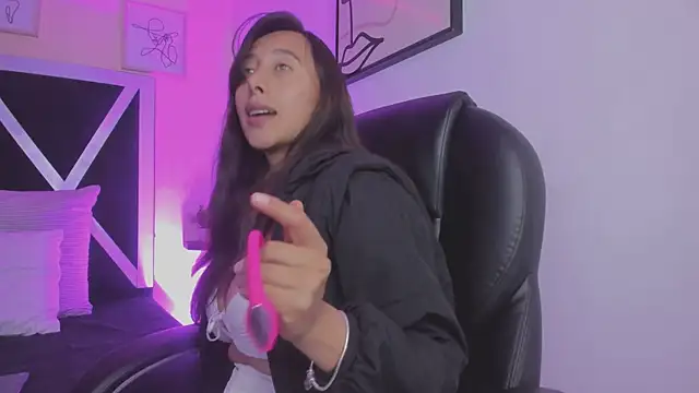 lena banks online show from November 2025 10:53:02 PM