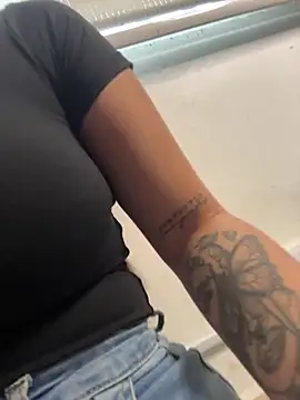 LunaBaker-1 online show from November 2025 08:36:02 PM