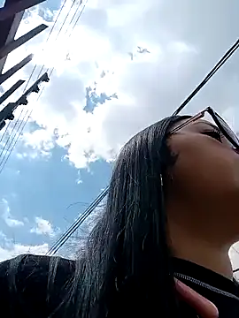 Snapshot of persefone_core chatting on November 2025 06:07:01 PM persefone core online show from November 2025 06:07:01 PM