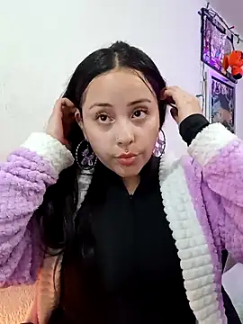 Snapshot of persefone_core chatting on November 2025 10:32:02 PM persefone core online show from November 2025 10:32:02 PM