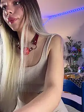 Snapshot of KittyKatyDream chatting on January 2025 06:02:02 PM KittyKatyDream online show from January 2025 06:02:02 PM