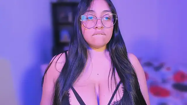 Soysofiarodrigu online show from March 2025 07:49:02 PM