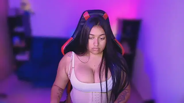 Soysofiarodrigu online show from October 2025 11:18:01 PM