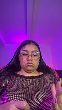 Soysofiarodrigu online show from November 2025 02:33:01 AM