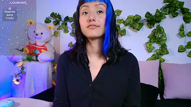 Snapshot of tati_cardenas chatting on February 2026 05:13:02 AM tati cardenas online show from February 2026 05:13:02 AM