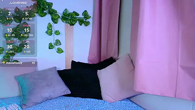 Snapshot of tati_cardenas chatting on February 2026 05:26:01 AM tati cardenas online show from February 2026 05:26:01 AM