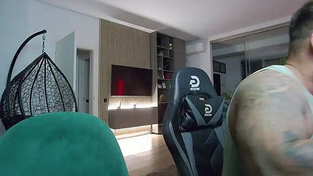 UbbeViking online show from October 2025 05:11:02 PM