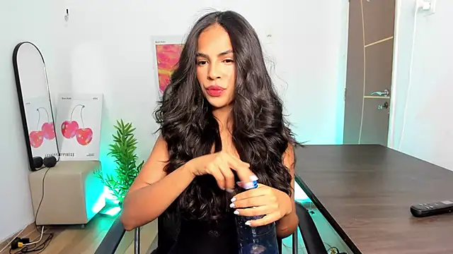Snapshot of camille-rose chatting on September 2025 08:31:01 PM camille-rose online show from September 2025 08:31:01 PM