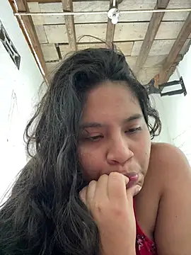 moncerrat luna online show from February 2026 07:15:01 PM