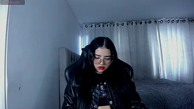 aliice walker  online show from June 2026 09:41:01 PM