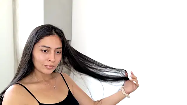 Sophie  Foxxx online show from February 2025 06:07:01 PM