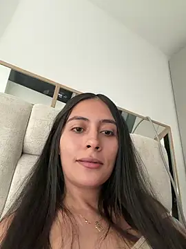 Sophie  Foxxx online show from February 2026 07:39:02 PM