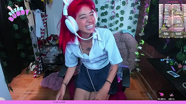 Roxanbunny1 online show from March 2025 05:24:02 PM