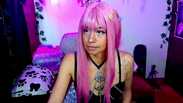 Roxanbunny1 online show from December 2025 05:54:02 PM