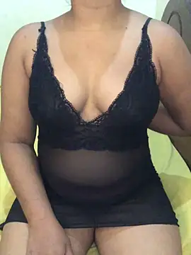 Snapshot of Rose_Olivia chatting on March 2025 05:04:01 PM Rose Olivia online show from March 2025 05:04:01 PM