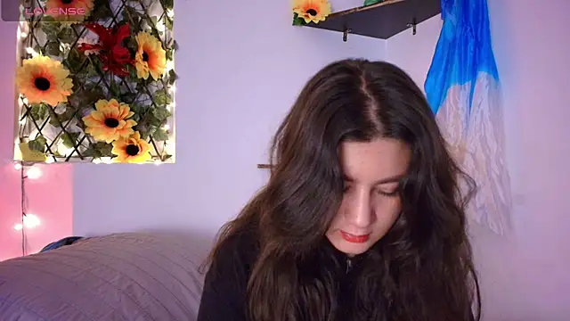 Snapshot of kisstarxxx chatting on February 2026 04:54:02 AM kisstarxxx online show from February 2026 04:54:02 AM