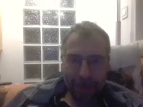 Snapshot of ptitcanard60600 chatting on February 2025 10:02:02 PM ptitcanard60600 online show from February 2025 10:02:02 PM