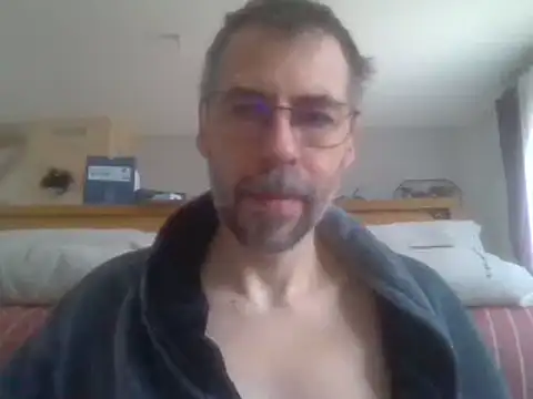 Snapshot of ptitcanard60600 chatting on February 2025 10:40:01 AM ptitcanard60600 online show from February 2025 10:40:01 AM