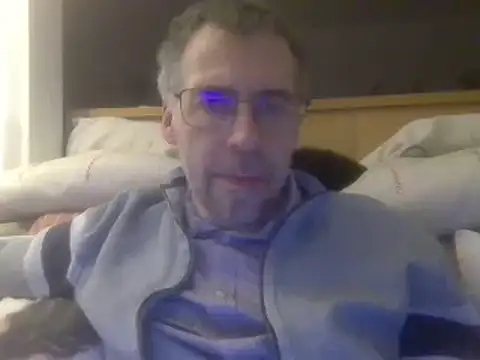 Snapshot of ptitcanard60600 chatting on February 2025 10:48:01 PM ptitcanard60600 online show from February 2025 10:48:01 PM