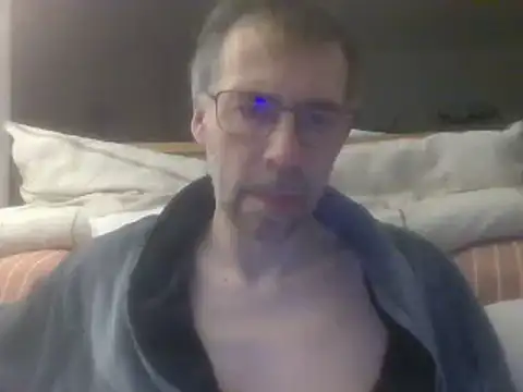 Snapshot of ptitcanard60600 chatting on February 2025 09:36:01 PM ptitcanard60600 online show from February 2025 09:36:01 PM