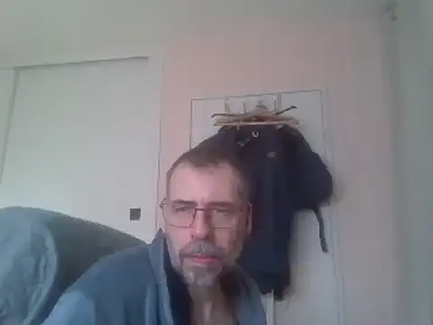 Snapshot of ptitcanard60600 chatting on March 2025 02:10:01 PM ptitcanard60600 online show from March 2025 02:10:01 PM