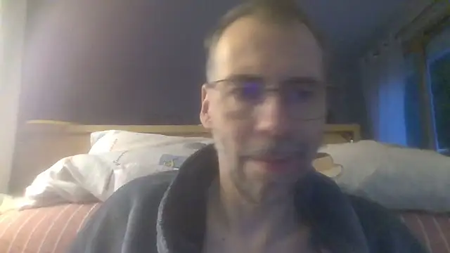 Snapshot of ptitcanard60600 chatting on October 2025 05:33:02 PM ptitcanard60600 online show from October 2025 05:33:02 PM