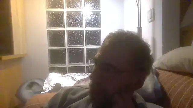 ptitcanard60600 online show from December 2025 10:37:02 PM