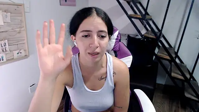 samantha baby  online show from November 2025 06:31:02 PM