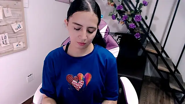 samantha baby  online show from April 2026 07:11:02 PM