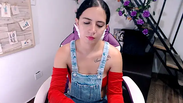 samantha baby  online show from April 2026 11:40:02 AM